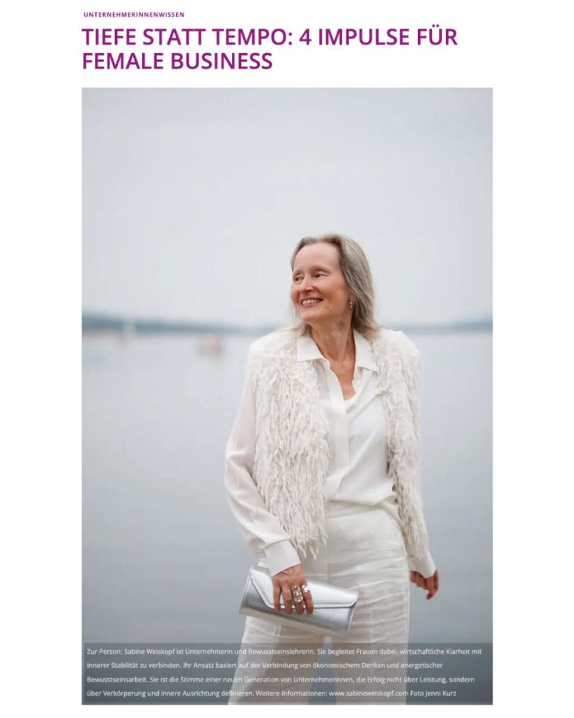 Fotos von Sabine in Magazin she works